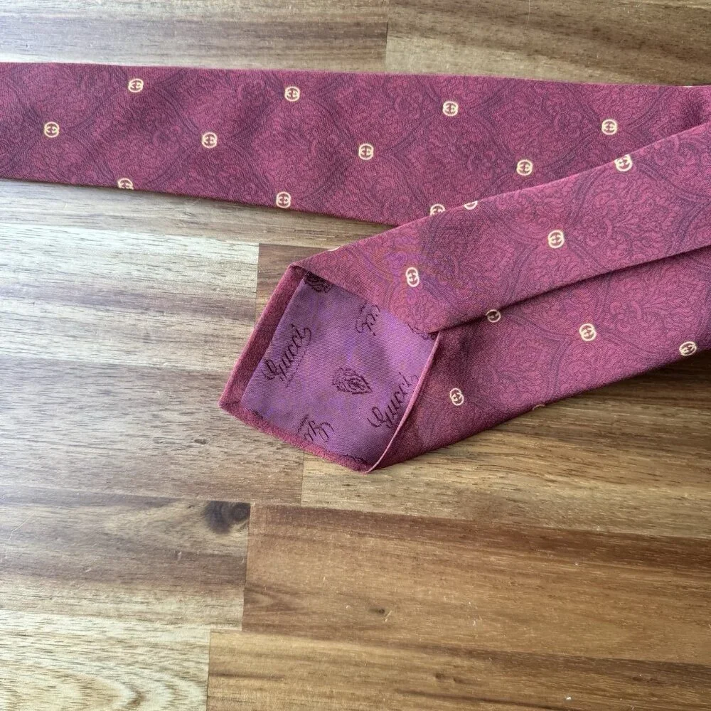 Vintage GUCCI Necktie GG Logo Silk Made In Italy Old Money Quiet Luxury Occasion